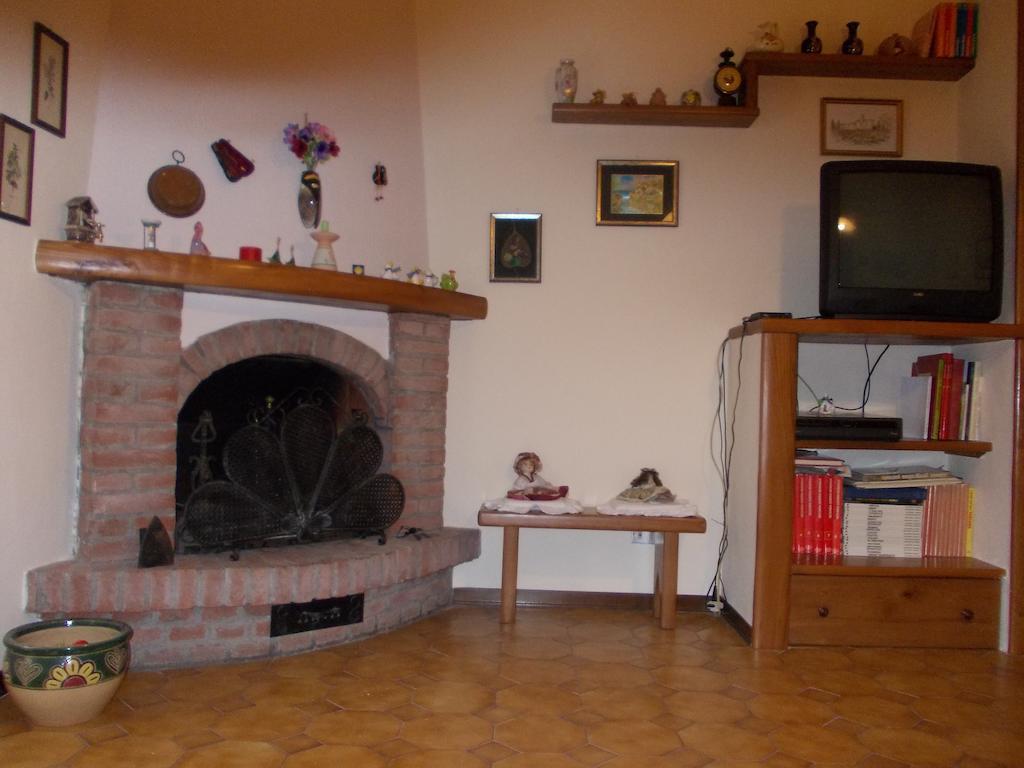 Casa Ricciardi Daire Chianni Dış mekan fotoğraf